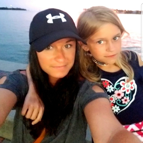 Meet your Posher, Dawn - Picture 5 of 8